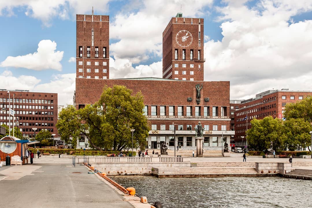 Oslo rådhus (Oslo City Hall) - arquitectura.divisibles.com
